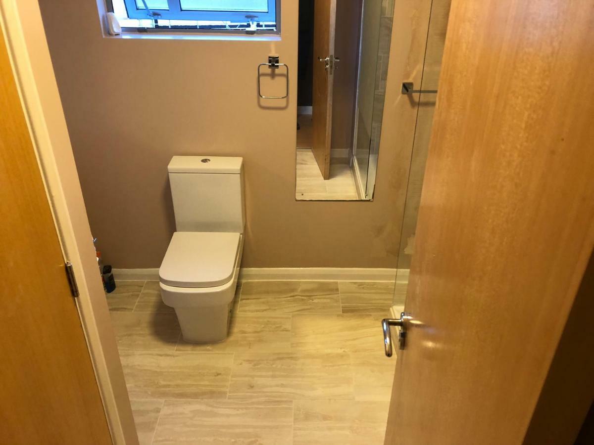 Charlesmere Gardems ロンドン エクステリア 写真